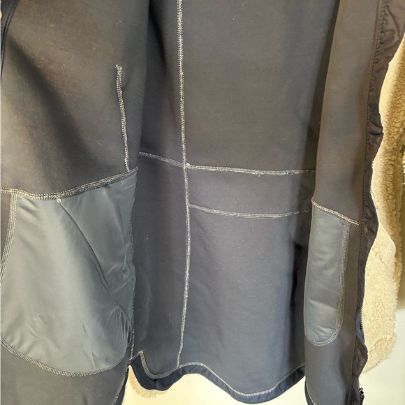 L.L. Bean Mountain Pile Sherpa Jacket - Picture 14 of 16